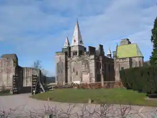 Alton Castle