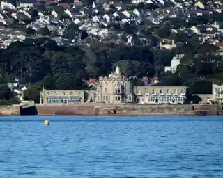 Redcliffe Hotel
