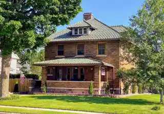 First Avenue East Historic District