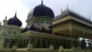Azizi Mosque