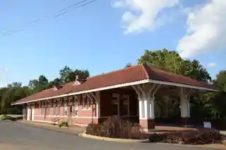 Missouri-Pacific Railroad Depot-Camden
