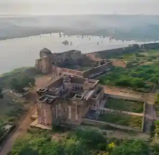 Sabalgarh Fort