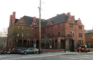 Byers-Lyons House