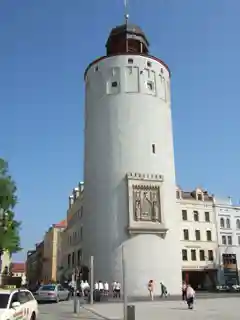 Thick Tower