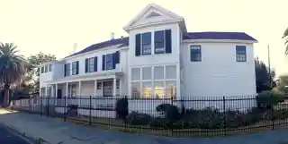 Benjamin Holt House