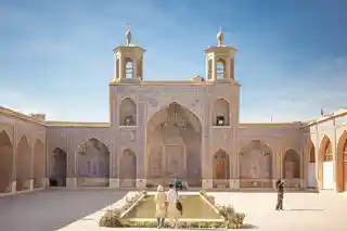 Nasir al-Mulk Mosque