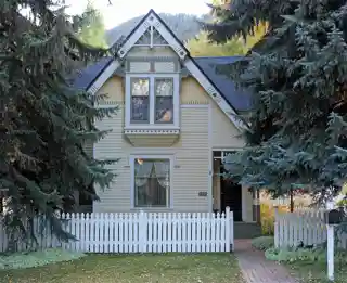 D. E. Frantz House