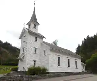 Stamnes Church