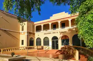 José Miguel Gallardo School