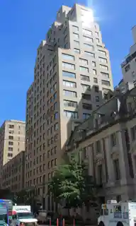 1049 Fifth Avenue