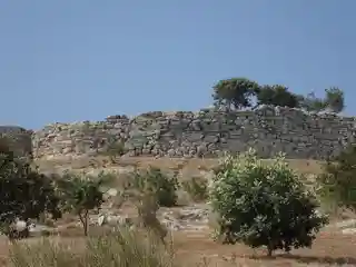 Dymaean Wall