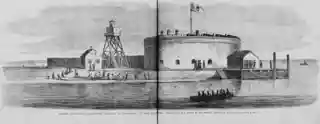 Castle Pinckney Light