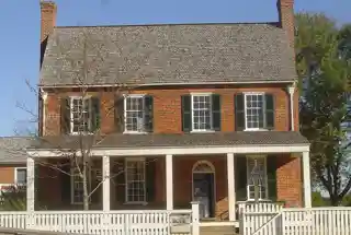 Clover Hill Tavern
