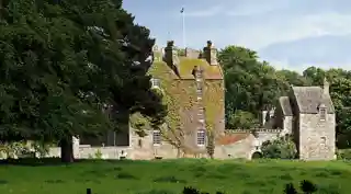 Earlshall Castle