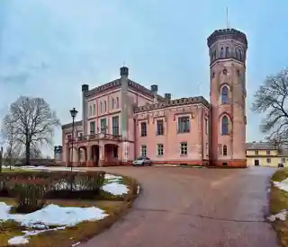 Vecauce manor