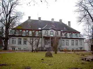Vadakste Manor