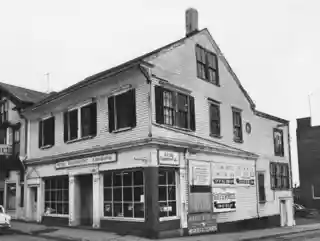 Charles Tillinghast House