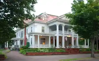 Thomas H. Hoatson House