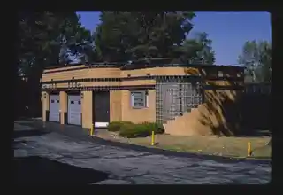 Coral Court Motel