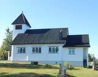 Møsstrond Church