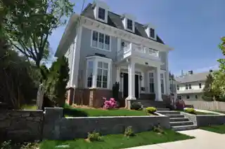 Blackstone Boulevard–Cole Avenue–Grotto Avenue Historic District