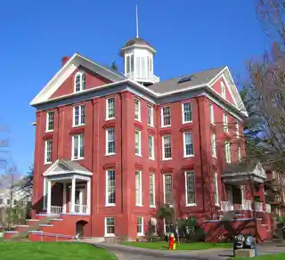 Waller Hall, Willamette University