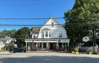 Town Landing Market