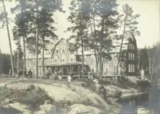Lady Evelyn Hotel