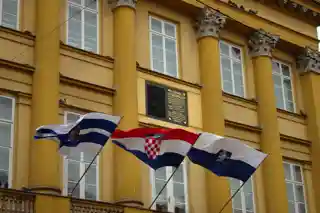 County palace