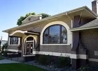 Woodbine Public Library