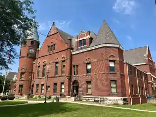 Fayette County Courthouse
