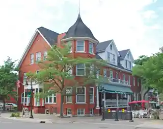 Hirst Hotel