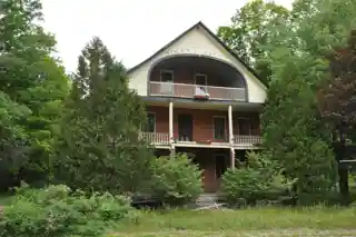 Simons' Inn