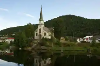 Skotfoss Church