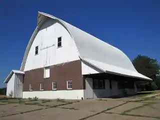 Muscatine County Home Dairy Barn