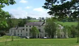 Sealyham Mansion