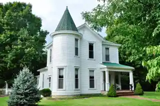 Bondurant--Hustin House