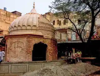Well of Dina Nath