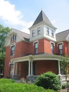 Dodge House