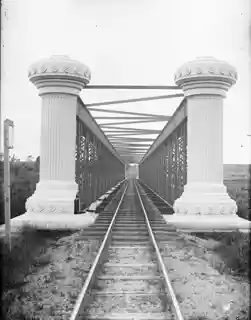 Longford railway bridge