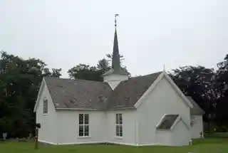 Bremsnes Church