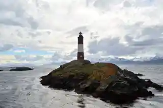 Les Eclaireurs Lighthouse