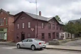 Sinclair Inn / Farmer's Hotel National Historic Site of Canada