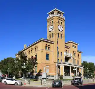 Harrisonville Courthouse Square Historic District