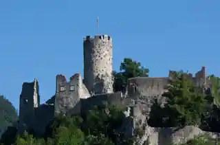 Neu-Falkenstein Castle