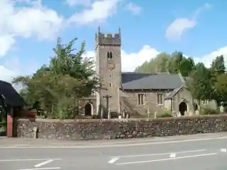 St Isan's, Llanishen