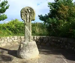 Fassaroe Cross