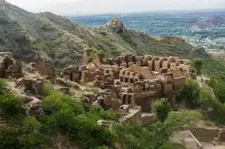 Takht-i-Bahi