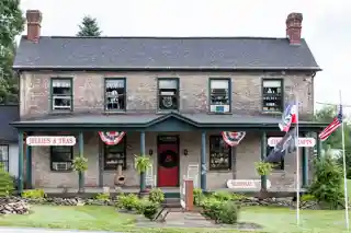 Downer Tavern