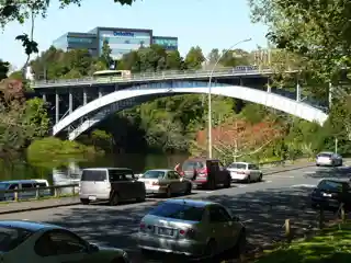 Victoria Bridge